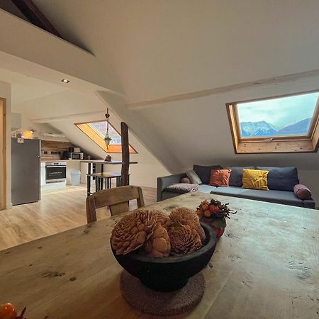 Cocon Sous Les Toits Lägenhet Albertville Exteriör bild