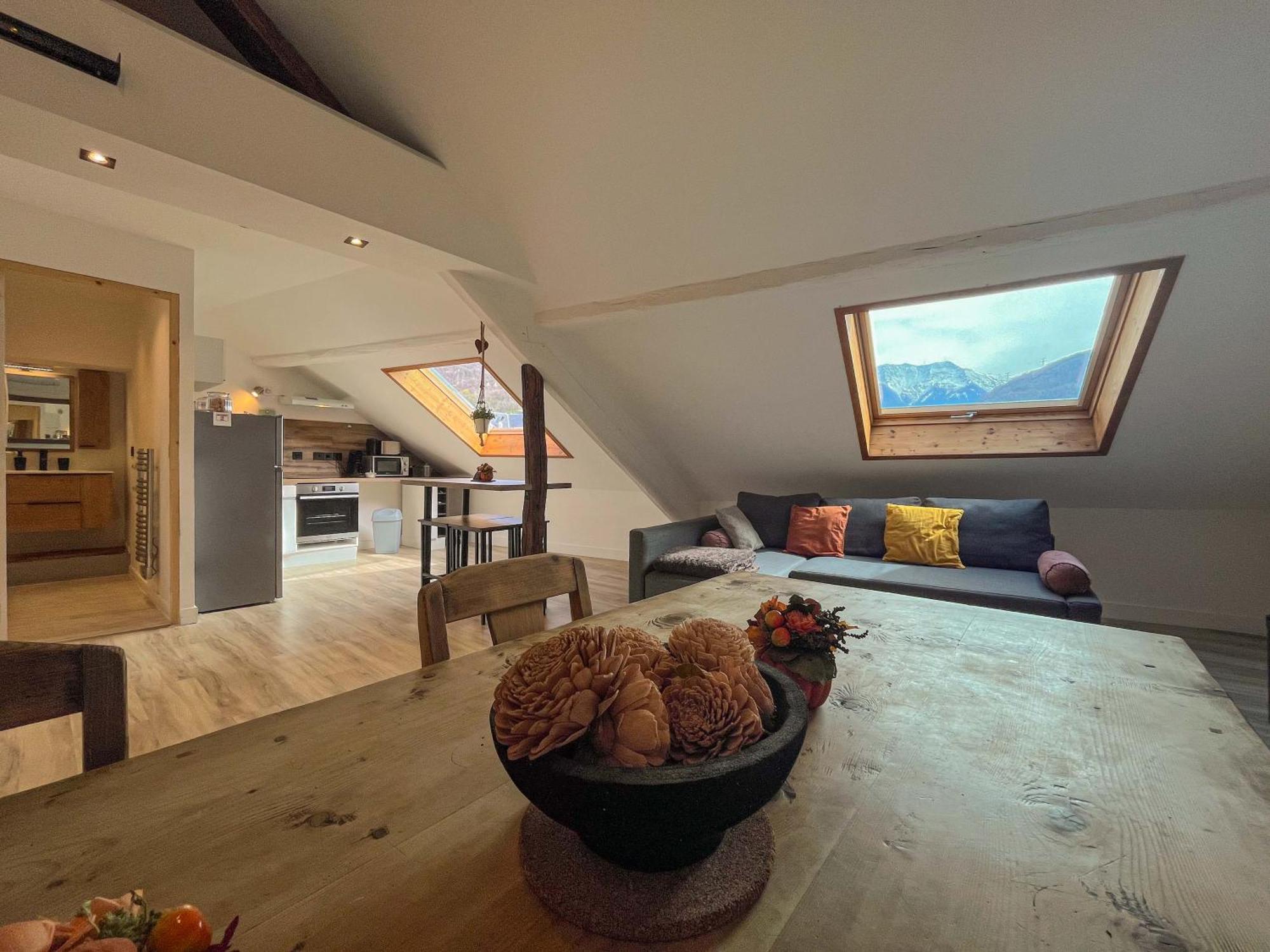 Cocon Sous Les Toits Lägenhet Albertville Exteriör bild